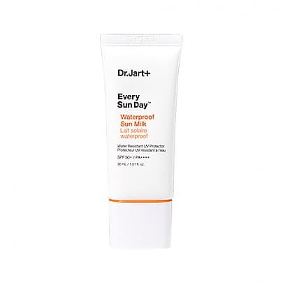 Водостойкое молочко для защиты от солнца Every Sun Day Waterproof Sun Milk SPF 50+/PA ++++
