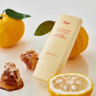 Солнцезащитый флюид Weightless Sun Fluid